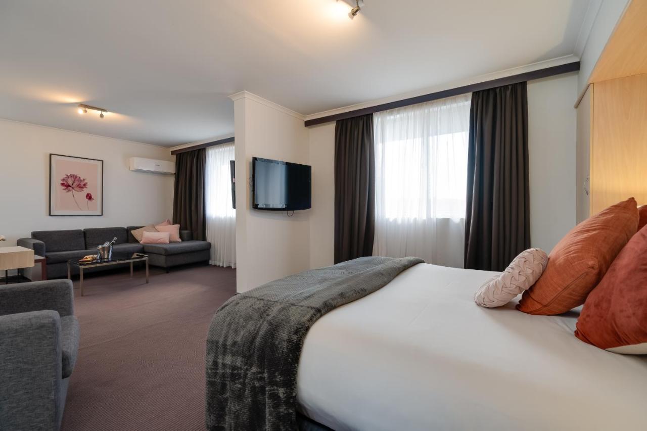 Mercure Албъри Екстериор снимка