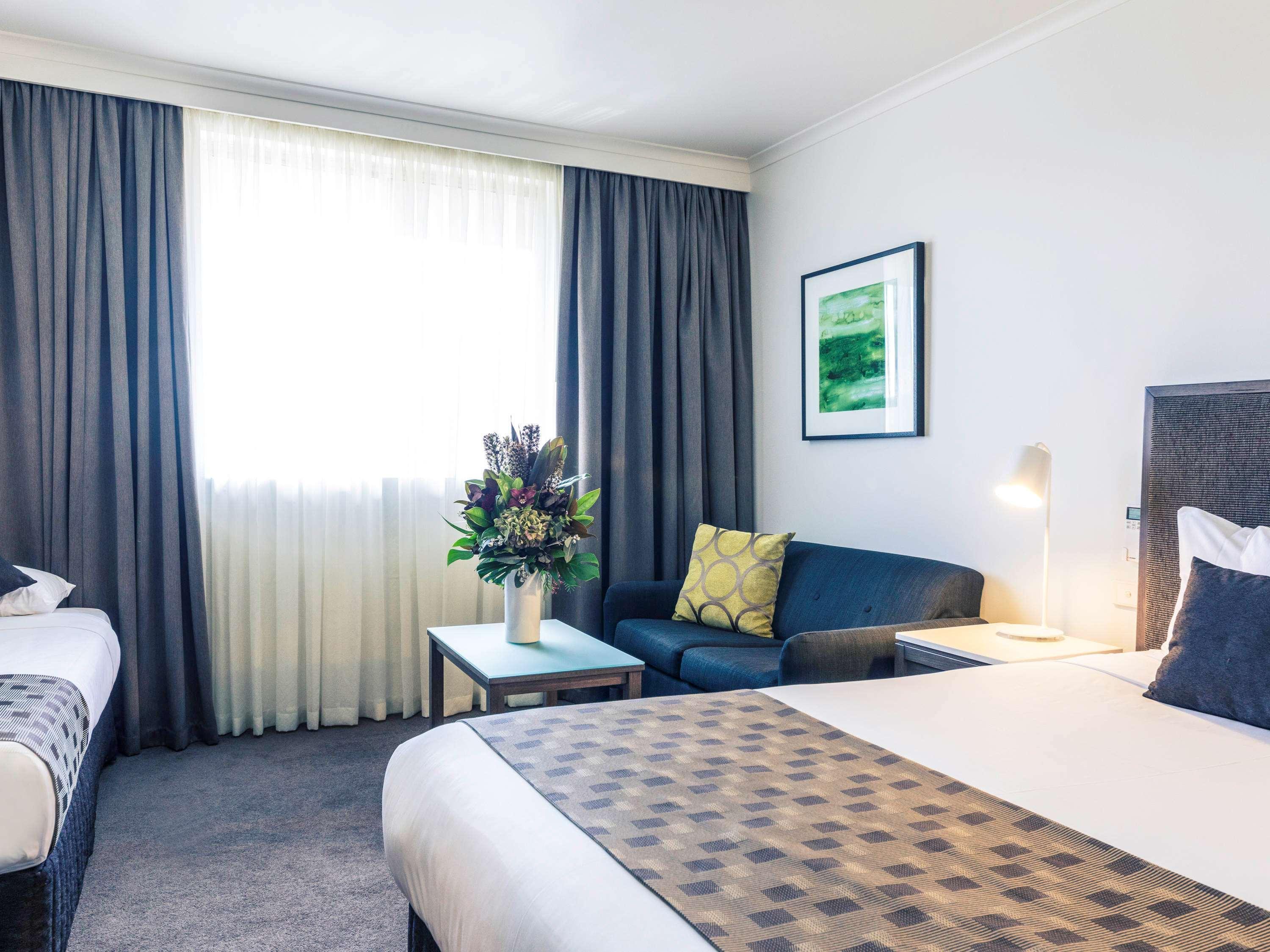 Mercure Албъри Екстериор снимка