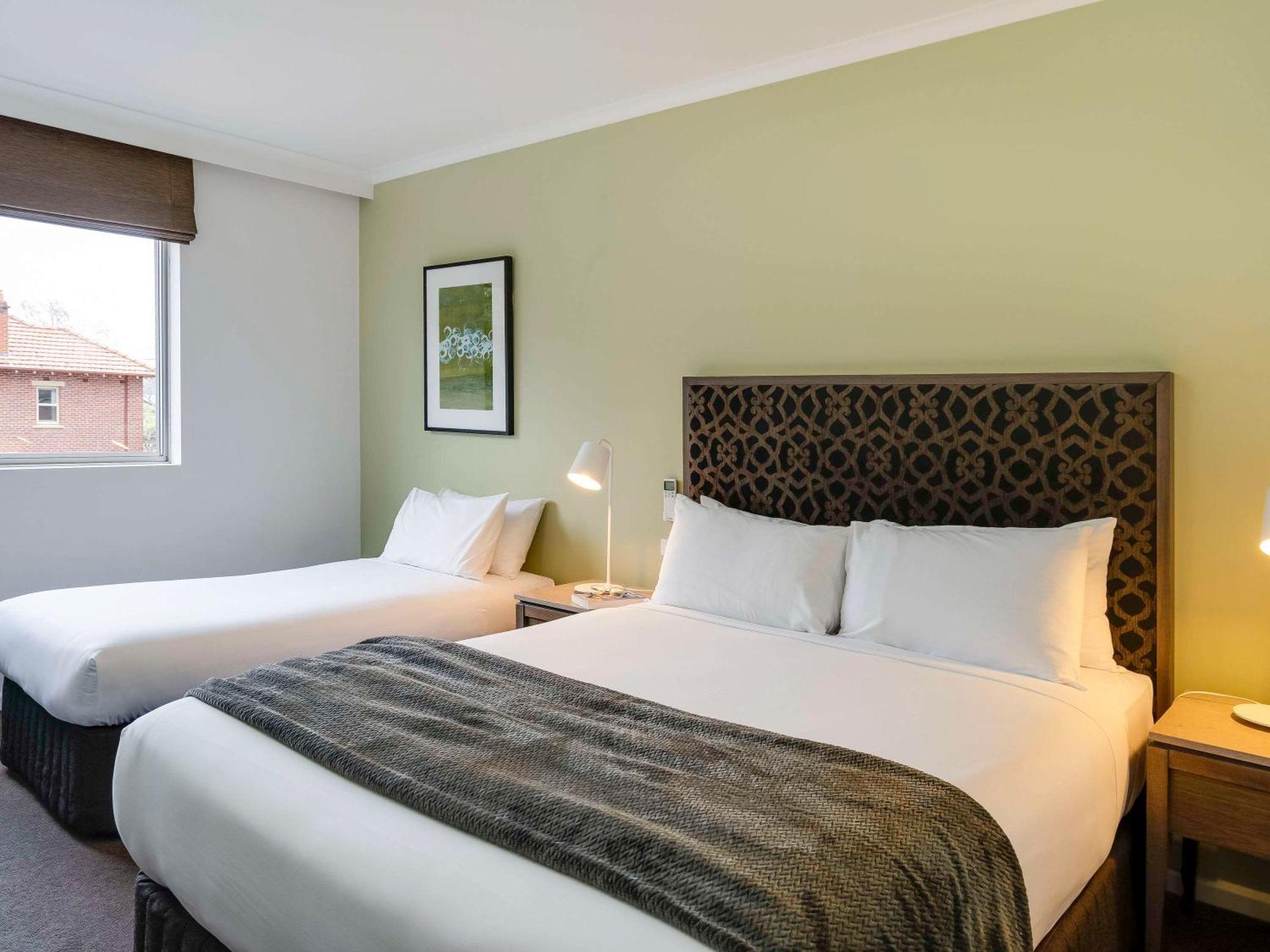 Mercure Албъри Екстериор снимка
